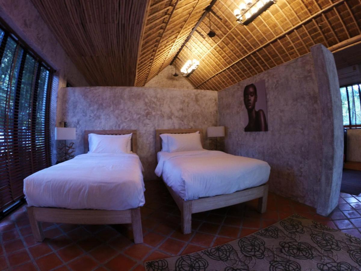 Baanpong Lodge San Kamphaeng Eksteriør bilde