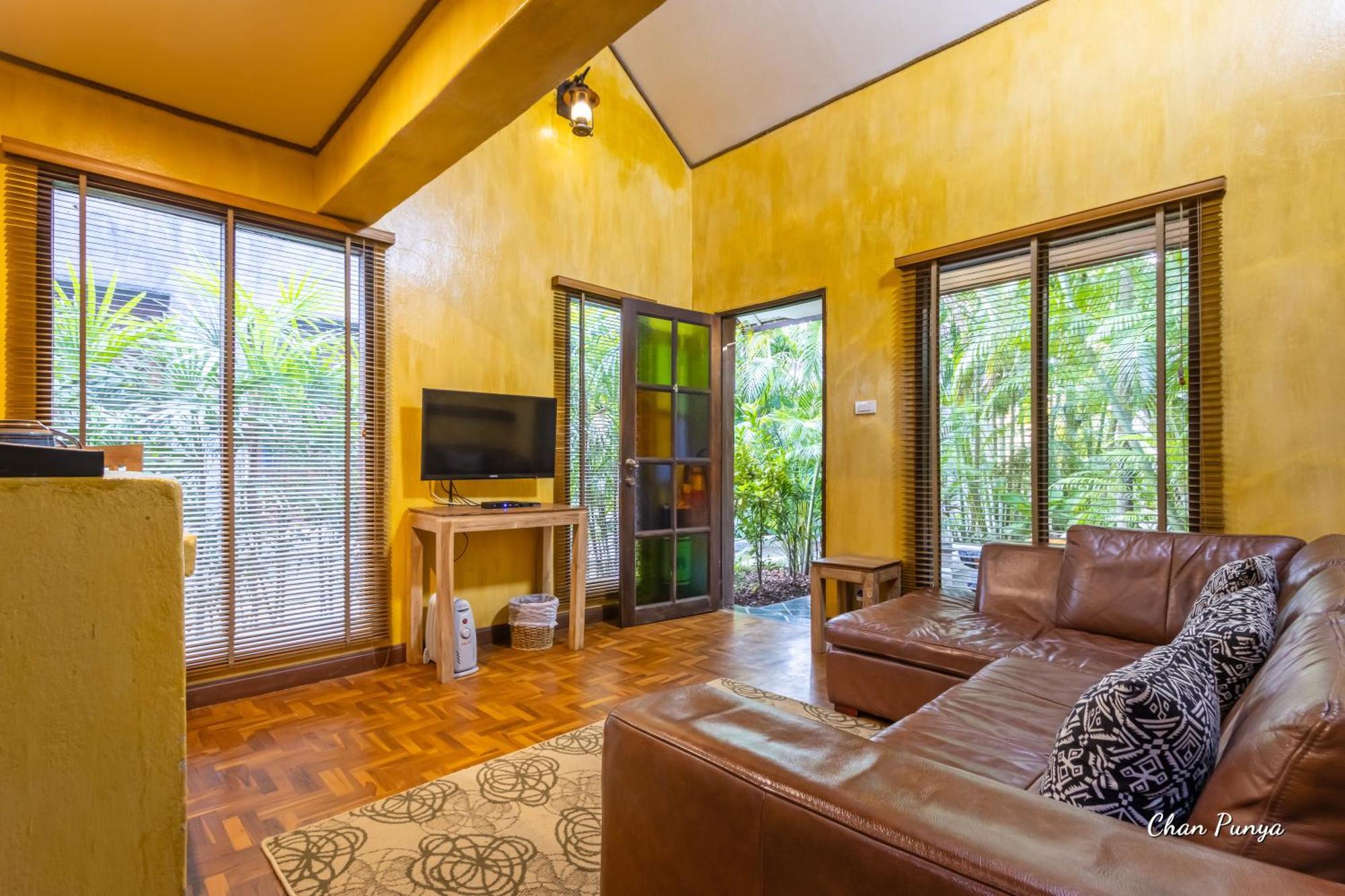 Baanpong Lodge San Kamphaeng Eksteriør bilde
