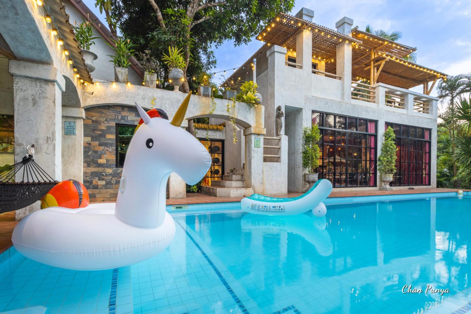 Baanpong Lodge San Kamphaeng Eksteriør bilde
