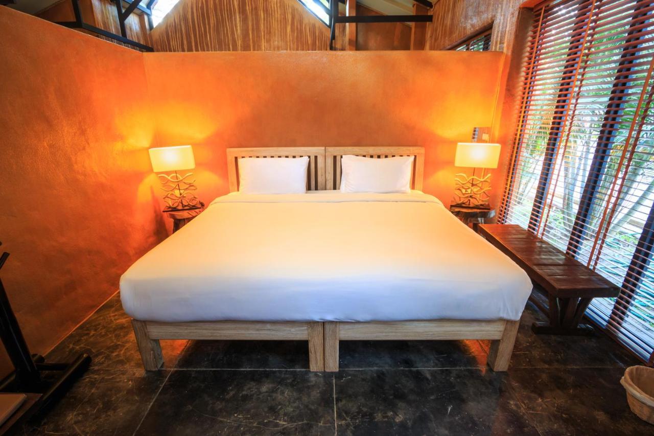 Baanpong Lodge San Kamphaeng Eksteriør bilde
